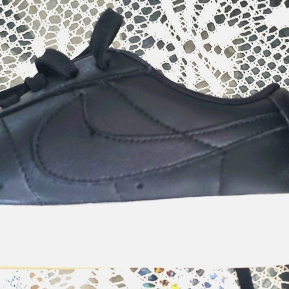 Nike sports shoes  size 6.5  Good conditions - Picture 12 of 16